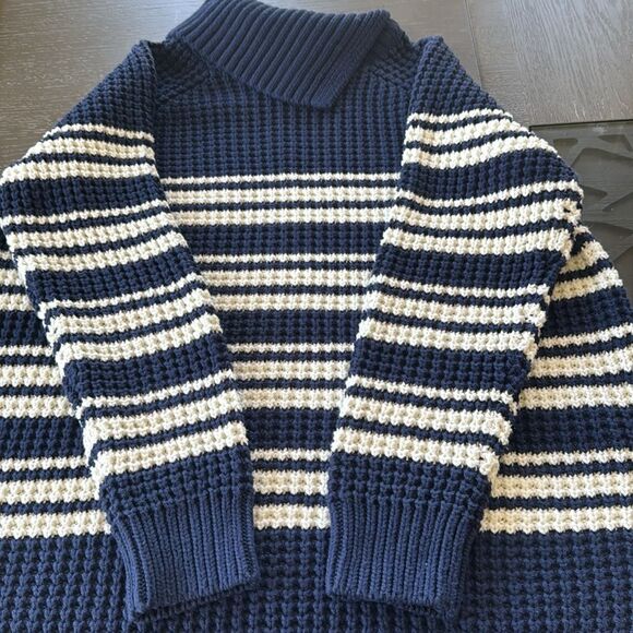 LANDS’ END Chunky Cotton Blend Navy Striped Women’s L 14-16 Sweater Casual EUC - Picture 8 of 12
